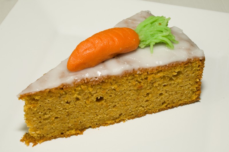 Swiss Carrot Cake (Schweizer Rueblitorte)